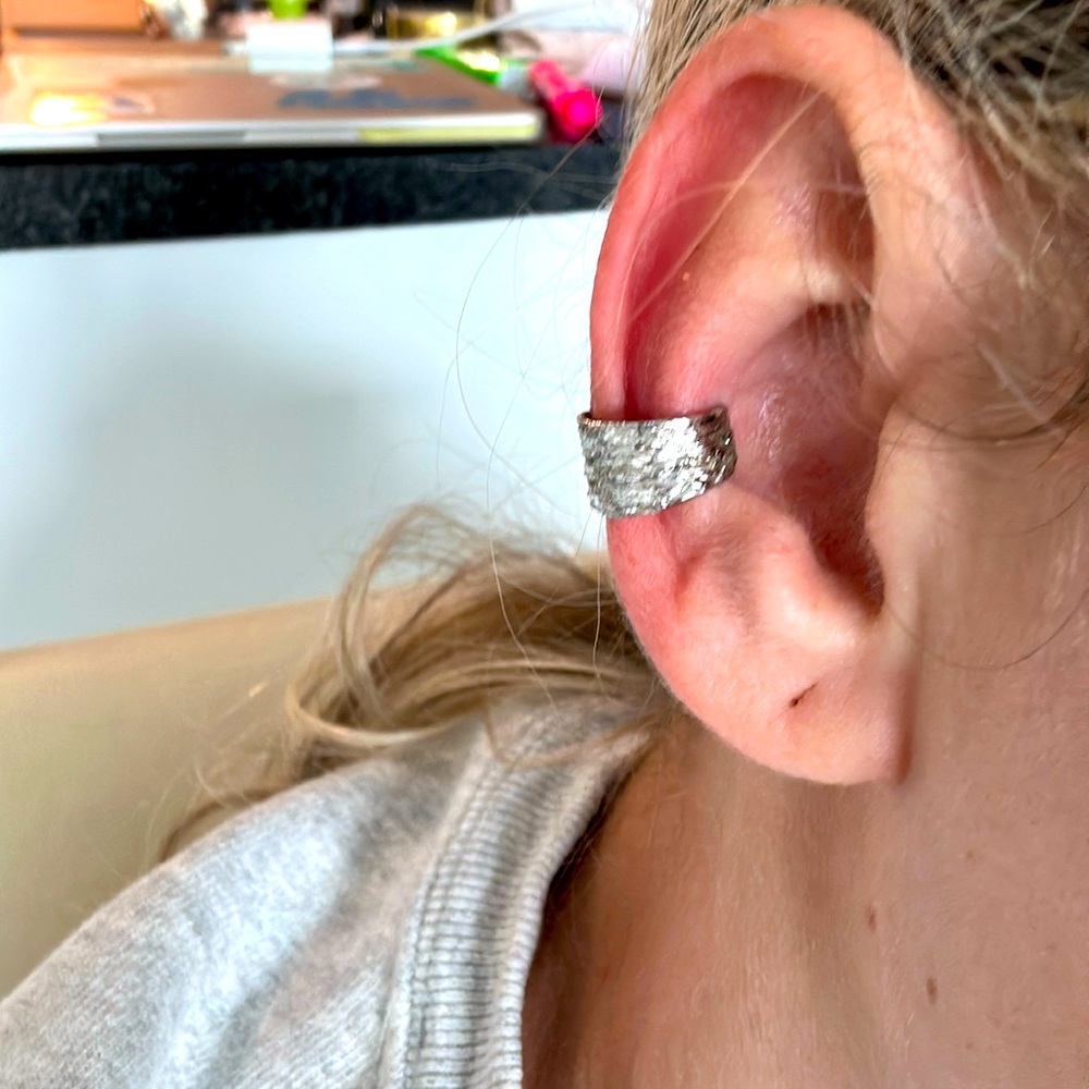 White gold Mr. Kate bark ear cuff
